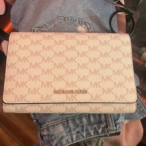MK PURSE CROSSBODY
